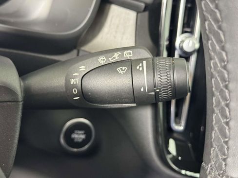 Used 2023 Volvo XC40 B5 Plus w/ Protection Package Premier AWD/4WD image 23