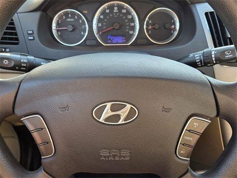Used 2010 Hyundai Sonata GLS image 21