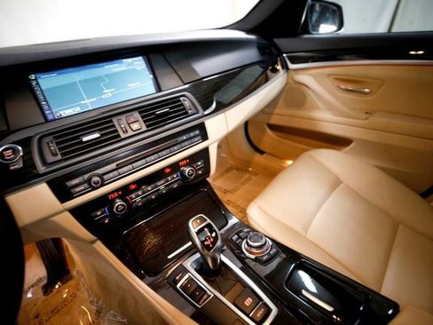 Used 2013 BMW 535i Sedan image 8