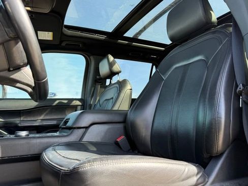 Used 2021 Ford Expedition Limited image 13