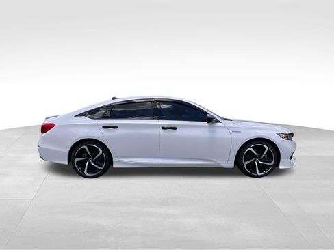 Used 2022 Honda Accord Sport image 6