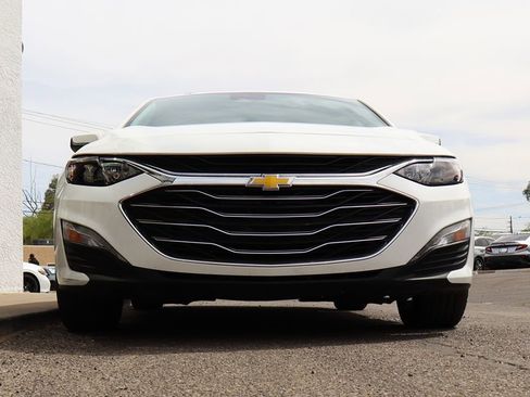 Used 2024 Chevrolet Malibu LT FWD image 17