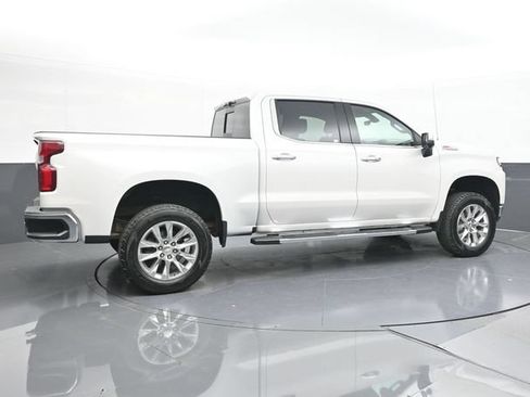 Used 2022 Chevrolet Silverado 1500 LTZ w/ Technology Package AWD/4WD image 16