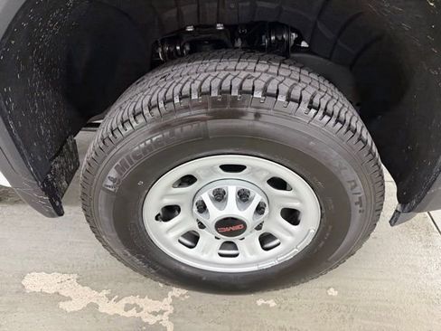 New 2026 GMC Sierra 3500 Pro w/ Convenience Package image 4