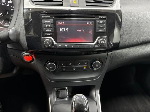 Used 2016 Nissan Sentra SV FWD image 15