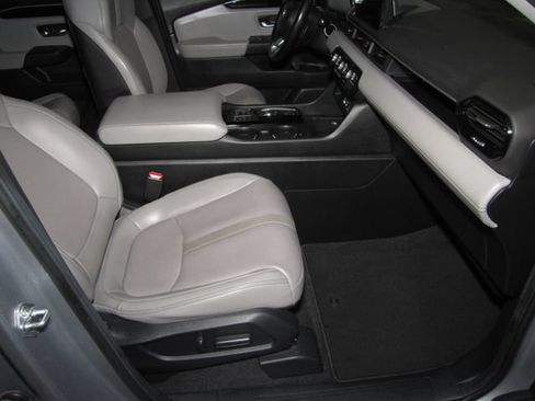 Certified 2024 Honda Pilot EX-L image 19