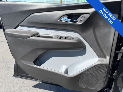 New 2027 Chevrolet Bolt LT w/ Comfort Package FWD image 9