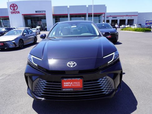 New 2026 Toyota Camry XLE AWD/4WD image 6
