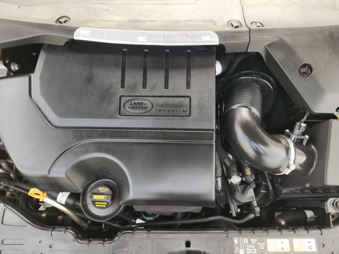 Used 2026 Land Rover Range Rover Evoque Dynamic SE AWD/4WD image 33