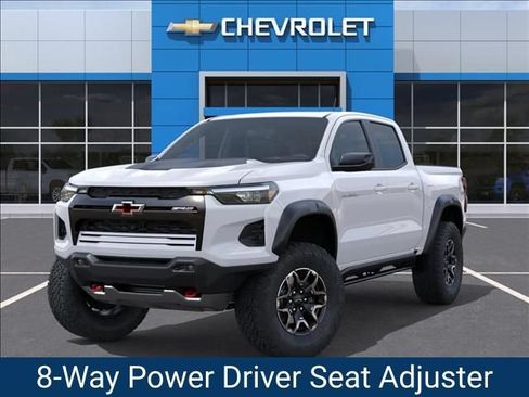 New 2026 Chevrolet Colorado ZR2 w/ Technology Package AWD/4WD image 6