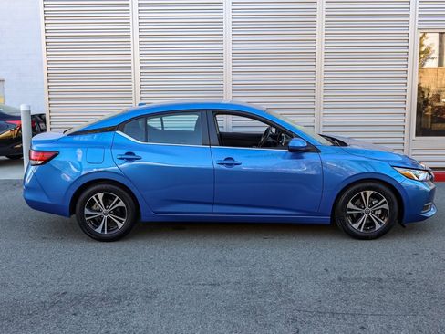 Used 2023 Nissan Sentra SV image 3