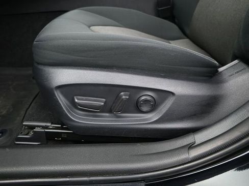 Used 2023 Toyota Camry LE image 12