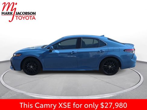 Used 2024 Toyota Camry XSE image 14
