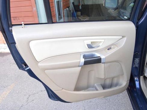 Used 2014 Volvo XC90 3.2 w/ Climate Package image 52