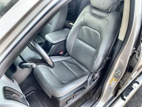 Used 2015 Chevrolet Colorado LT w/ Luxury Package AWD/4WD image 17