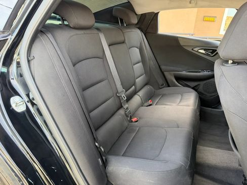 Used 2018 Chevrolet Malibu LS FWD image 20