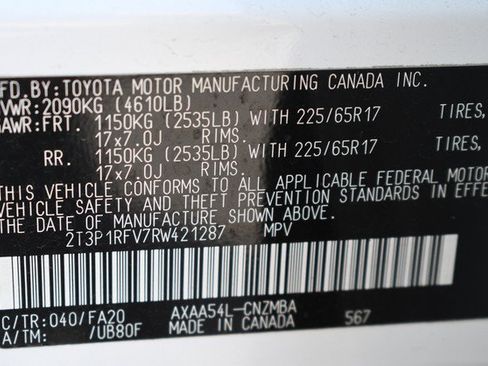 Used 2024 Toyota RAV4 XLE AWD/4WD image 33