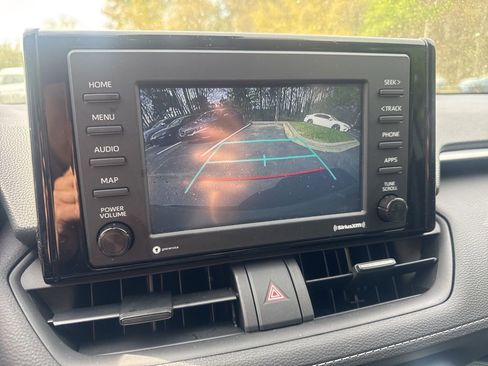 Certified 2021 Toyota RAV4 XLE image 5