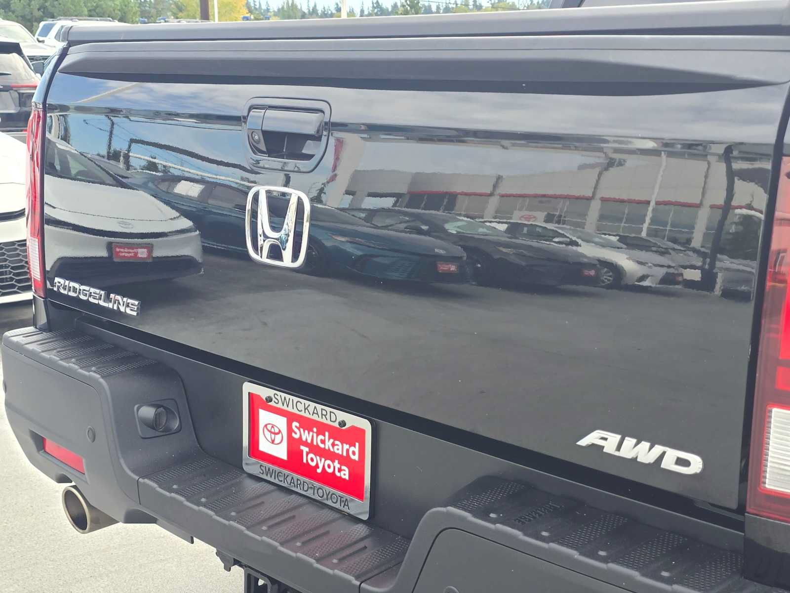 Used 2023 Honda Ridgeline Black Edition image 13