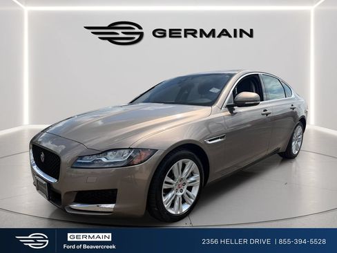 Used 2017 Jaguar XF Premium AWD/4WD image 4