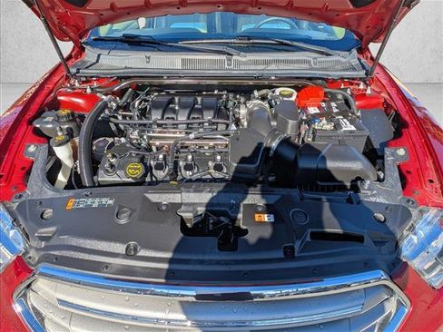 Used 2018 Ford Taurus SEL image 19