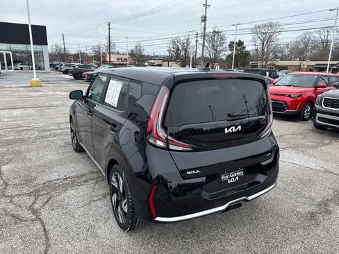 Certified 2023 Kia Soul GT-Line w/ GT-Line Technology Package image 3