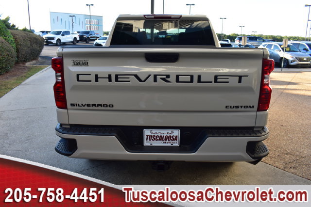 New 2026 Chevrolet Silverado 1500 RST w/ LPO, Dark Essentials Package AWD/4WD image 8