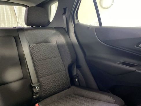 Used 2022 Chevrolet Equinox LT FWD image 14