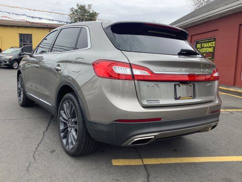Used 2016 Lincoln MKX Reserve w/ Technology Package image 5