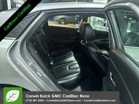 Used 2024 Hyundai Elantra Limited FWD image 33