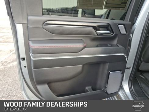 Used 2025 GMC Sierra 2500 AT4X image 29