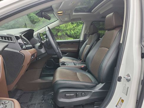 Certified 2025 Honda Odyssey Elite image 13