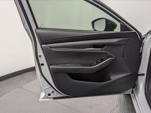 Used 2024 MAZDA MAZDA3 s image 13