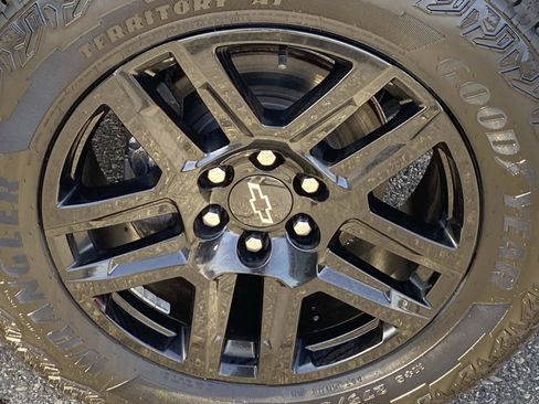 Used 2024 Chevrolet Silverado 1500 RST AWD/4WD image 26