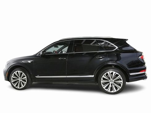 Certified 2022 Bentley Bentayga image 12