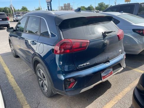 Used 2020 Kia Niro LX FWD image 8