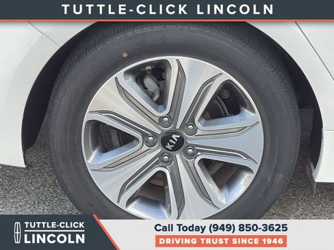Used 2017 Kia Optima EX w/ Technology Package FWD image 11