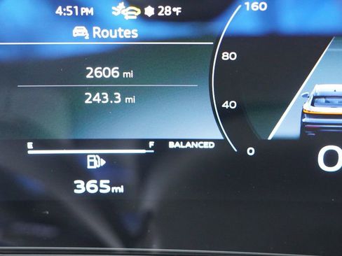 Used 2025 Audi Q5 Premium w/ Convenience Package image 16