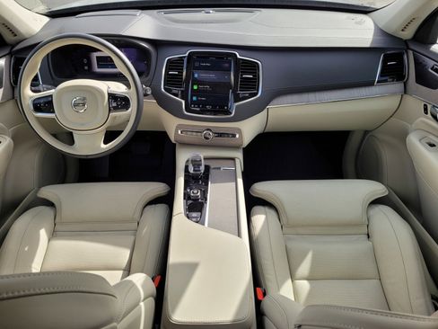 Certified 2025 Volvo XC90 T8 Ultra image 13