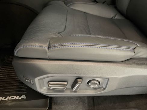 New 2026 Toyota Sequoia Platinum AWD/4WD image 12