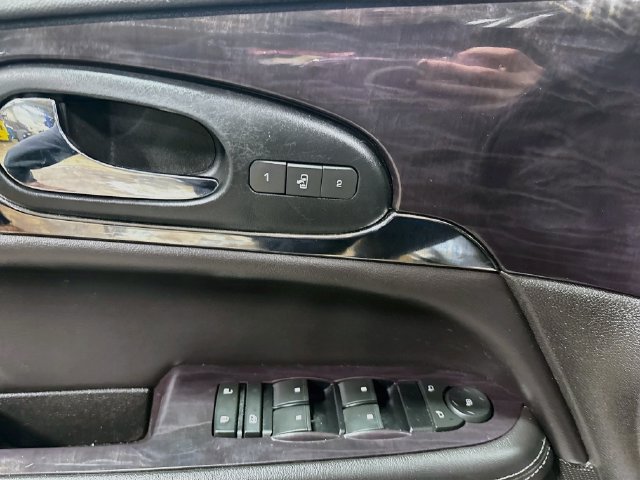 Used 2017 Buick Enclave Leather AWD/4WD image 17