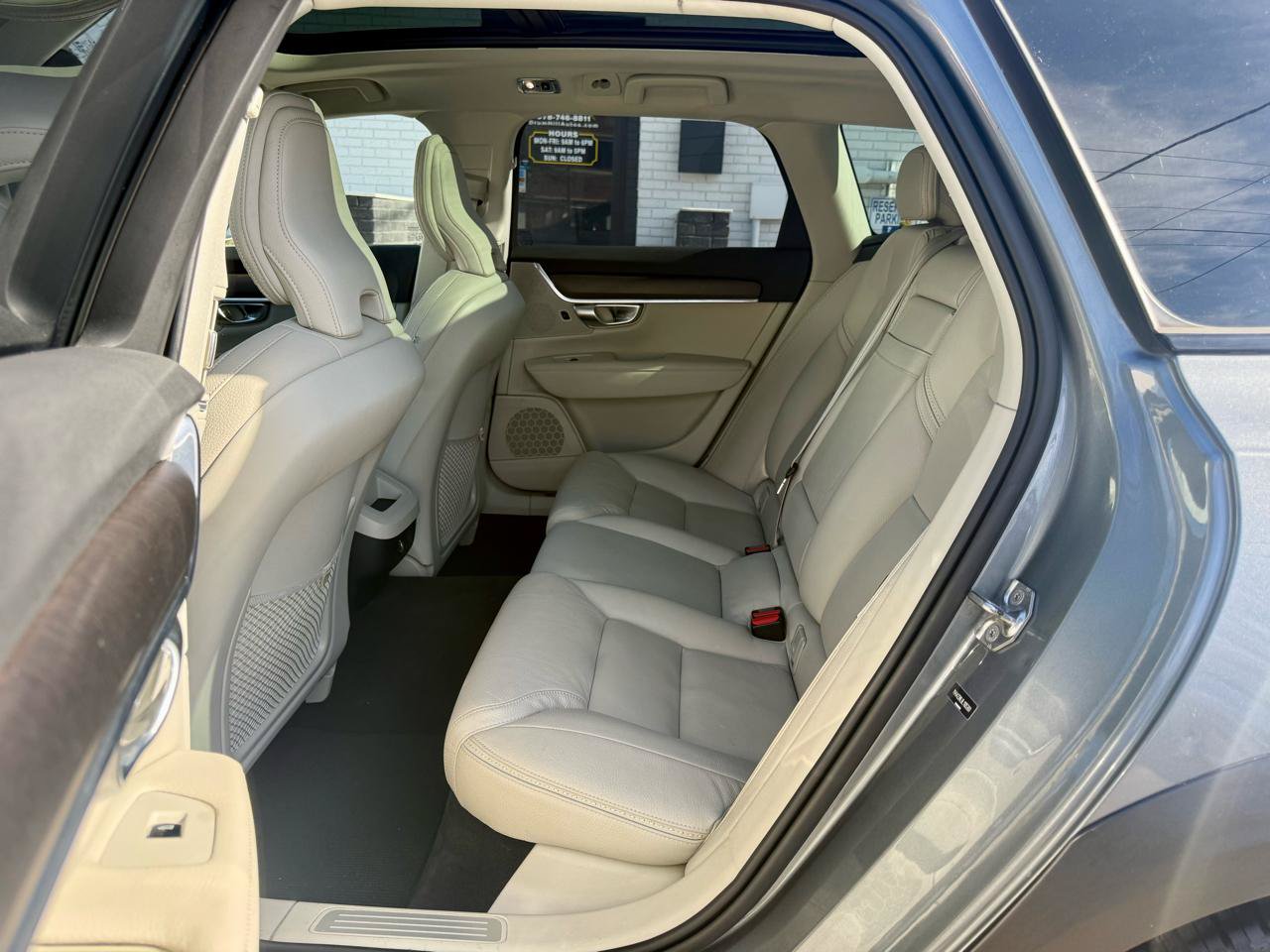 Used 2020 Volvo V90 T6 Cross Country AWD/4WD image 20