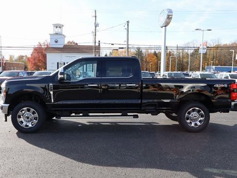 New 2026 Ford F250 Lariat w/ Chrome Package image 14