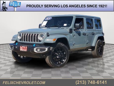 Used 2024 Jeep Wrangler Unlimited Sahara AWD/4WD image 1