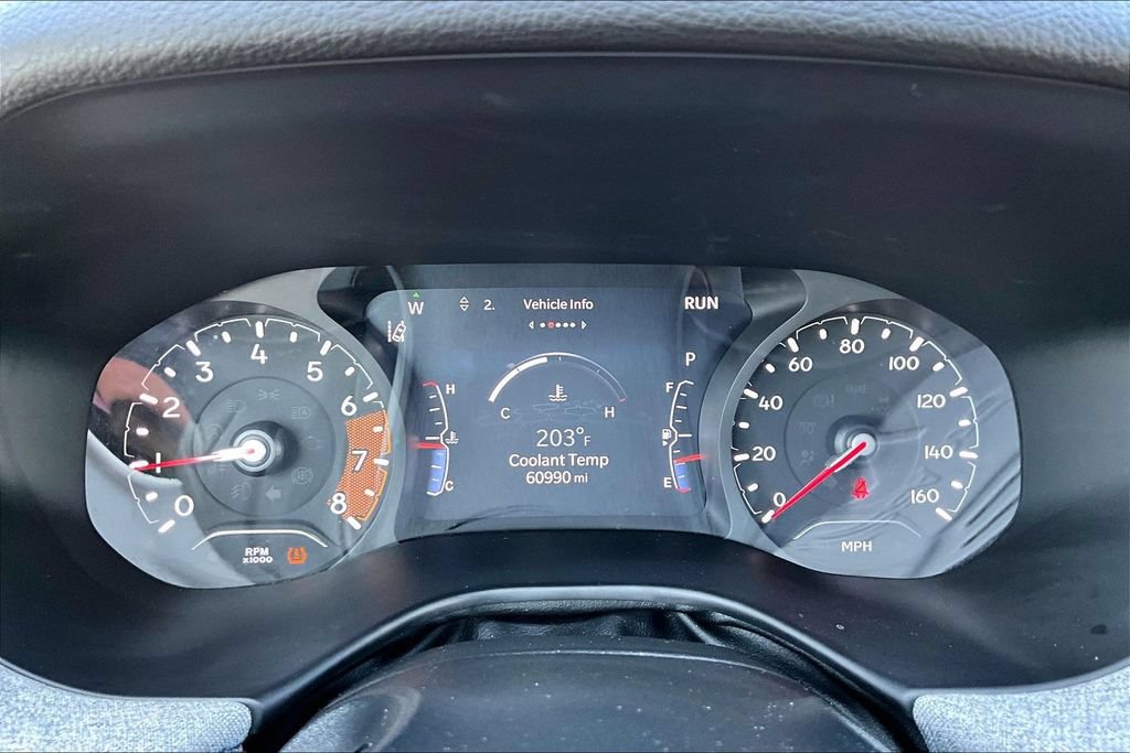 Used 2024 Jeep Compass Latitude w/ Altitude Special Edition AWD/4WD image 19