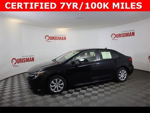 Used 2024 Toyota Corolla LE image 3