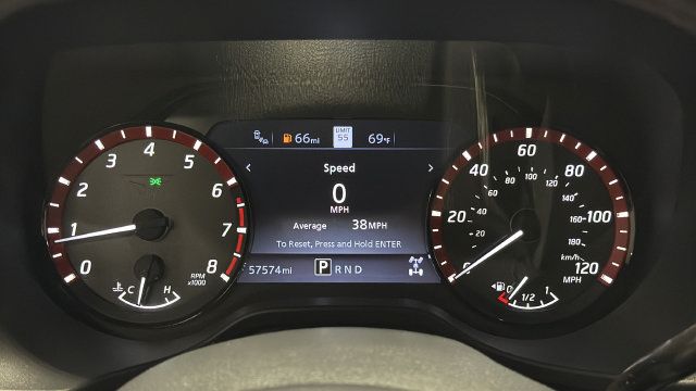 Used 2021 Nissan Titan PRO-4X w/ Pro-4x Convenience Package AWD/4WD image 18