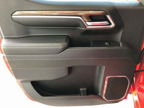 Certified 2024 Chevrolet Silverado 1500 LT image 12