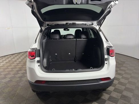 New 2026 Jeep Compass Limited w/ Sun, Sound & Navigation Group AWD/4WD image 7