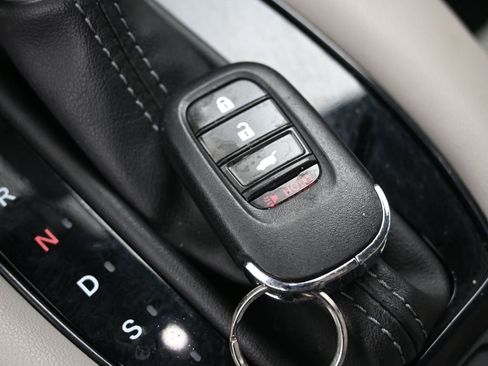 Used 2023 Honda HR-V LX image 15